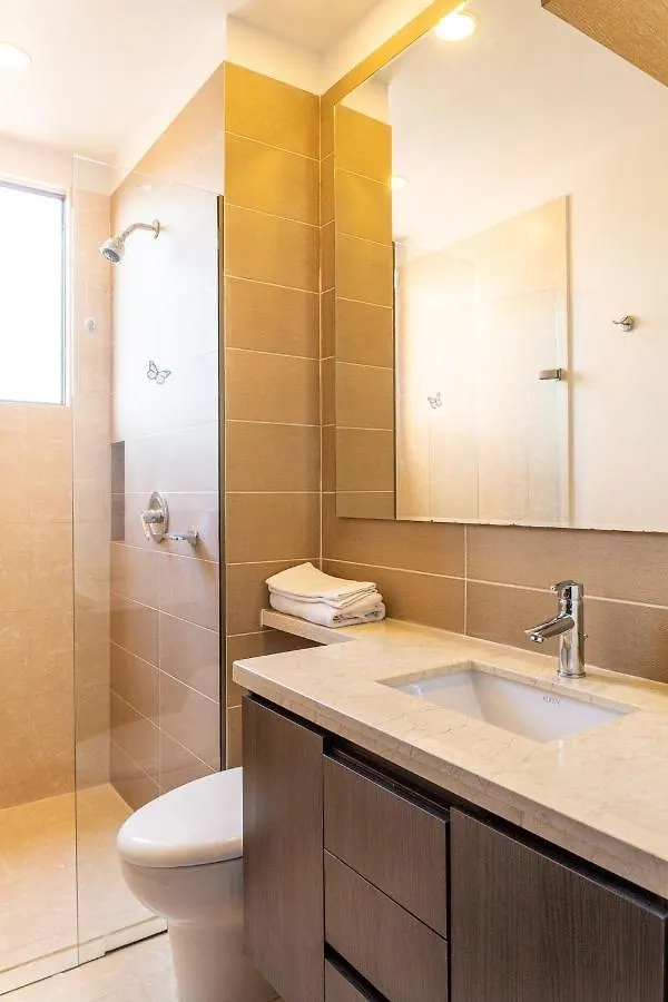 Апартаменты Dos Maderos Poblado Medellin 1 Month Minimum Stay